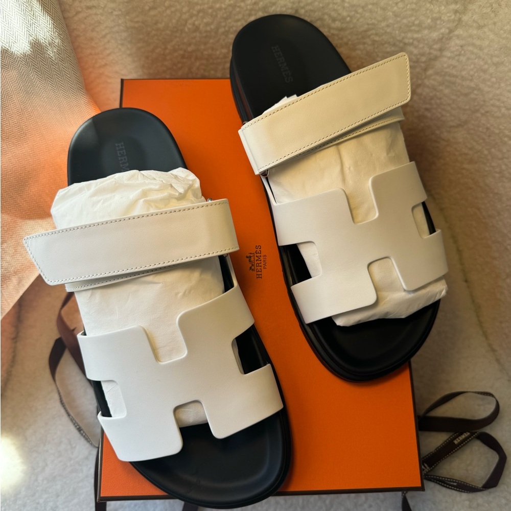 HERMES CHYPRE WHITE BLANC SIZE 41 BRAND NEW WITH BOX AND DUST BAGS